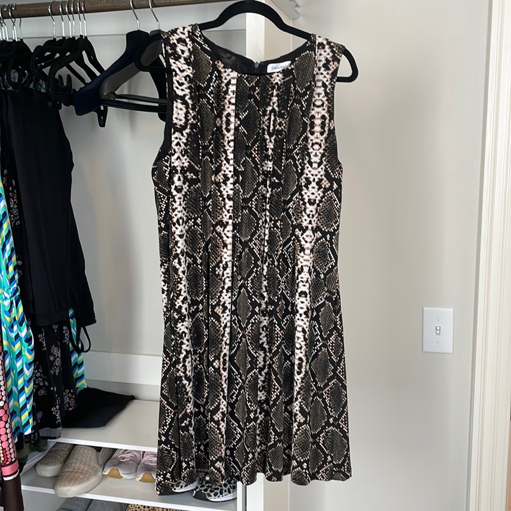 Python print Calvin Klein dress